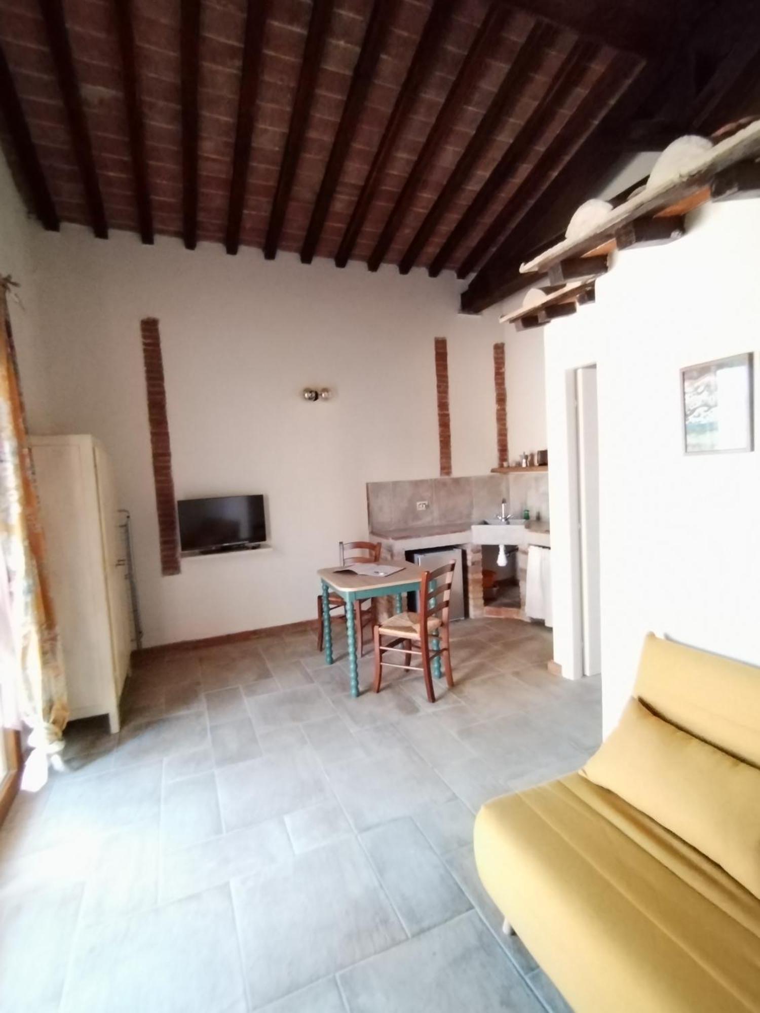 וולטרה Agriturismo Podere Campaini מראה חיצוני תמונה