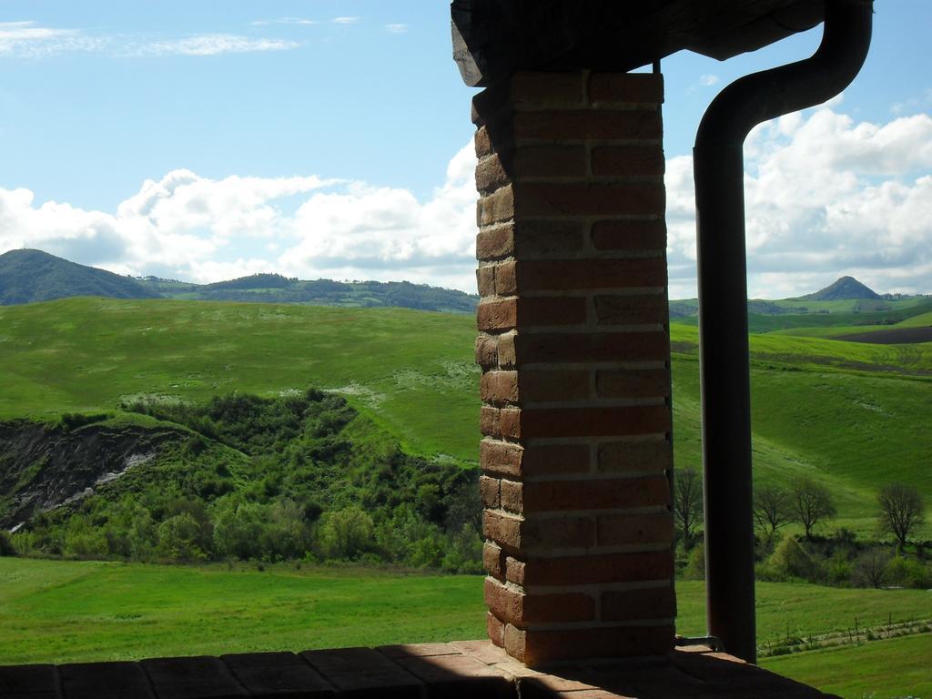 וולטרה Agriturismo Podere Campaini מראה חיצוני תמונה