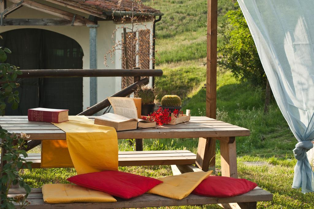 וולטרה Agriturismo Podere Campaini מראה חיצוני תמונה