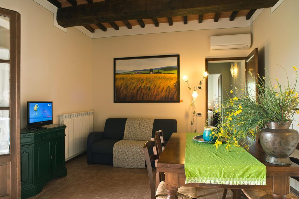 וולטרה Agriturismo Podere Campaini מראה חיצוני תמונה