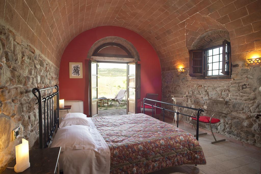 וולטרה Agriturismo Podere Campaini מראה חיצוני תמונה